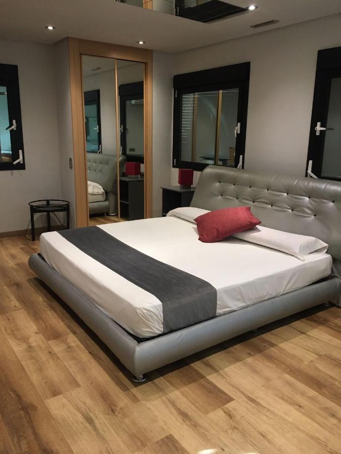 Hotel Fabrik Humanes de Madrid Zewnętrze zdjęcie