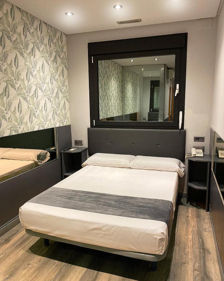 Hotel Fabrik Humanes de Madrid Zewnętrze zdjęcie
